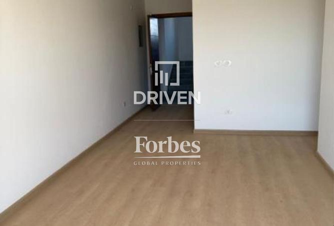 70107858 - Property Image 3