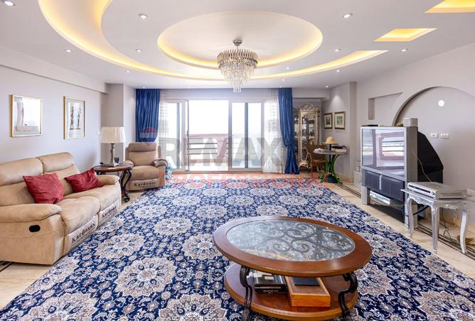 100644353 - Property Image 2