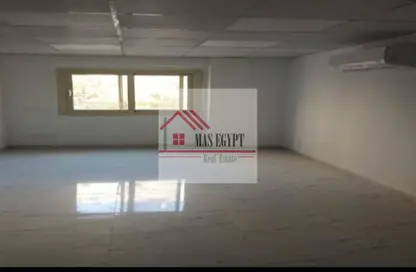 مساحات مكتبية - غرفة نوم - 1 حمام للايجار في شارع شهاب - المهندسين - الجيزة