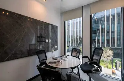 Office Space - Studio - 2 Bathrooms for sale in 90 Street - The 5th Settlement - New Cairo City - Cairo