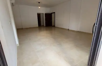 Apartment - 1 Bedroom - 2 Bathrooms for rent in Moon Residences - Fifth Square - The 5th Settlement - New Cairo City - Cairo