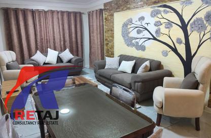 Apartment - 3 Bedrooms - 1 Bathroom for rent in Al Tayaran St. - El Tawfik City - Nasr City - Cairo