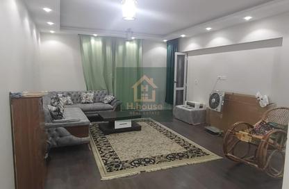 Apartment - 2 Bedrooms - 1 Bathroom for rent in El Rehab Extension - Al Rehab - New Cairo City - Cairo