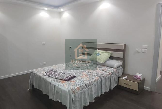 73502973 - Property Image 3