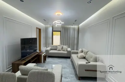 شقة - 2 غرف نوم - 2 حمامات للايجار في جاليريا  مون فالى - المستثمرين الجنوبية - مدينة القاهرة الجديدة - القاهرة