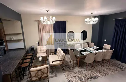 تاون هاوس - 4 غرف نوم - 3 حمامات للبيع في كمبوند البروج - كمبوندات الشروق - مدينة الشروق - القاهرة