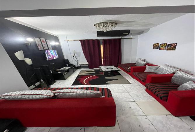 8640952 - Property Image 2