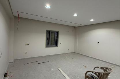 Full Floor - Studio - 4 for rent in El Yasmeen 8 - El Yasmeen - New Cairo City - Cairo