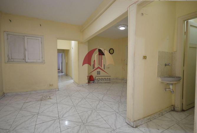 8299015 - Property Image 3