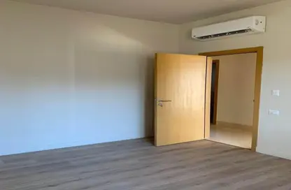 Apartment - 3 Bedrooms - 3 Bathrooms for sale in Sodic West - Sheikh Zayed Compounds - Sheikh Zayed City - Giza