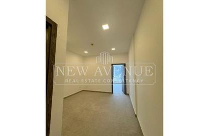 Office Space - Studio - 1 Bathroom for rent in Lake View Residence 2 - 5th Settlement Compounds - The 5th Settlement - New Cairo City - Cairo