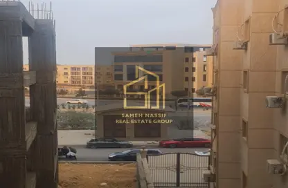 Apartment - 2 Bedrooms - 2 Bathrooms for sale in Al Andalus District - New Cairo City - Cairo