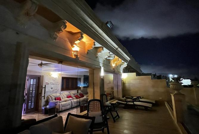 8573321 - Property Image 2