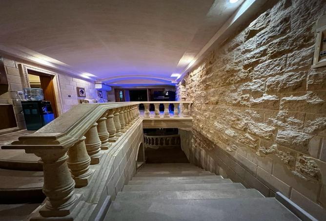 8573321 - Property Image 3