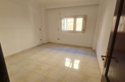 Apartment - 3 Bedrooms - 2 Bathrooms for rent in El Yasmeen 1 - El Yasmeen - New Cairo City - Cairo Apartment - 3 Bedrooms - 2 Bathrooms for rent in El Yasmeen 1 - El Yasmeen - New Cairo City - Cairo