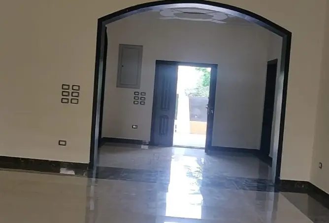 111607963 - Property Image 3