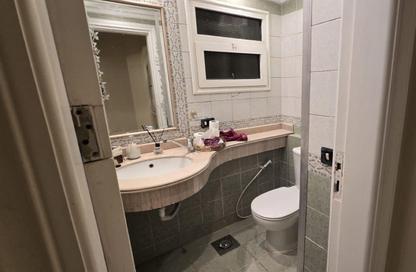 Apartment - 3 Bedrooms - 2 Bathrooms for sale in Al Lewaa Mahmoud Samy Basha St. - 6th Zone - Nasr City - Cairo