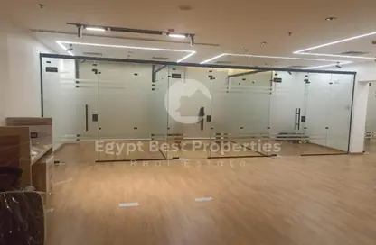 مساحات مكتبية - 8 غرف نوم - 8 حمامات للايجار في ميفيدا - كمبوندات التجمع الخامس - التجمع الخامس - مدينة القاهرة الجديدة - القاهرة