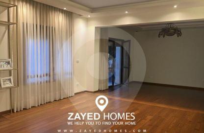 Apartment - 3 Bedrooms - 3 Bathrooms for sale in The Courtyards - Sheikh Zayed Compounds - Sheikh Zayed City - Giza