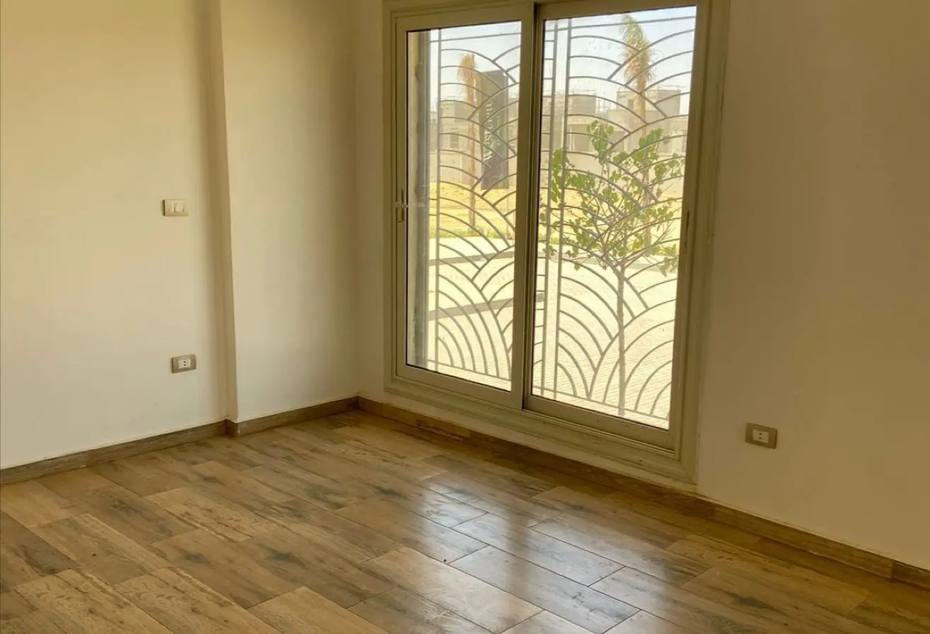 117780348 - Property Main Image