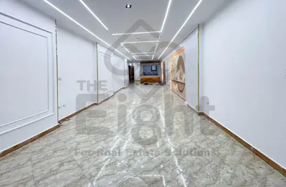 Apartment - 3 Bedrooms - 2 Bathrooms for sale in Mahmoud Al Essawy St. - Miami - Hay Awal El Montazah - Alexandria