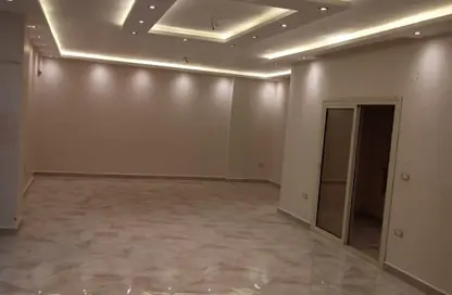 شقة - 3 غرف نوم - 2 حمامات للايجار في محور محمد نجيب - ابو الهول - مدينة القاهرة الجديدة - القاهرة