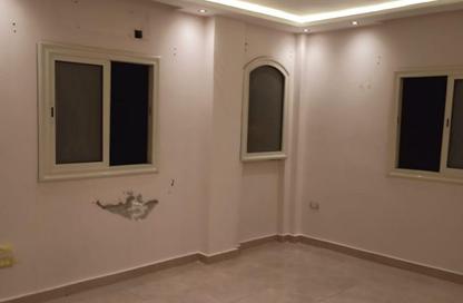 Apartment - 3 Bedrooms - 2 Bathrooms for rent in Mohamed Naguib Axis - Abou El Houl - New Cairo City - Cairo