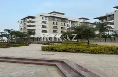 Apartment - 2 Bedrooms - 2 Bathrooms for sale in Garden Residence - New Cairo City - Cairo