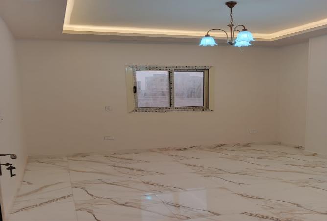 8650100 - Property Image 2