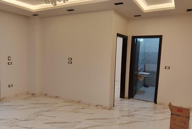 8650100 - Property Image 3