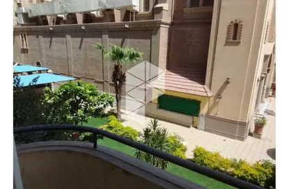 Apartment - 3 Bedrooms - 2 Bathrooms for rent in Taha Hussein St. - Zamalek - Cairo