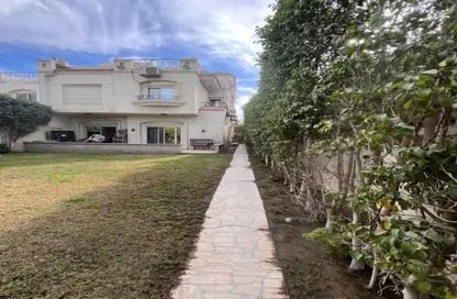 فيلا - 4 غرف نوم - 4 حمامات للبيع في حدائق المهندسين - الحي الرابع - الشيخ زايد - الجيزة