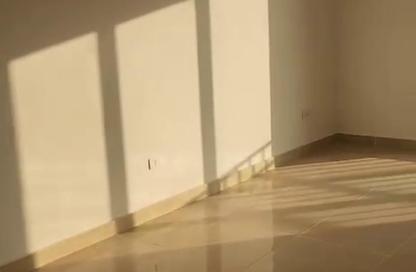 شقة - 2 غرف نوم - 2 حمامات للايجار في مون ريزيدنس - فيفث سكوير - التجمع الخامس - مدينة القاهرة الجديدة - القاهرة