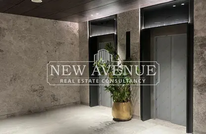 مساحات مكتبية - 2 غرف نوم - 1 حمام للبيع في شارع التسعين الشمالي - التجمع الخامس - مدينة القاهرة الجديدة - القاهرة