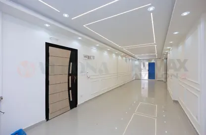 شقة - 3 غرف نوم - 2 حمامات للبيع في السرايا - سيدي بشر - حي اول المنتزة - الاسكندرية