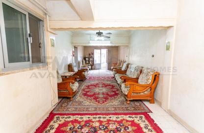 Apartment - 3 Bedrooms - 1 Bathroom for sale in Smouha Square - Smouha - Hay Sharq - Alexandria Apartment - 3 Bedrooms - 1 Bathroom for sale in Smouha Square - Smouha - Hay Sharq - Alexandria