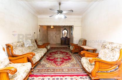 Apartment - 3 Bedrooms - 1 Bathroom for sale in Smouha Square - Smouha - Hay Sharq - Alexandria Apartment - 3 Bedrooms - 1 Bathroom for sale in Smouha Square - Smouha - Hay Sharq - Alexandria