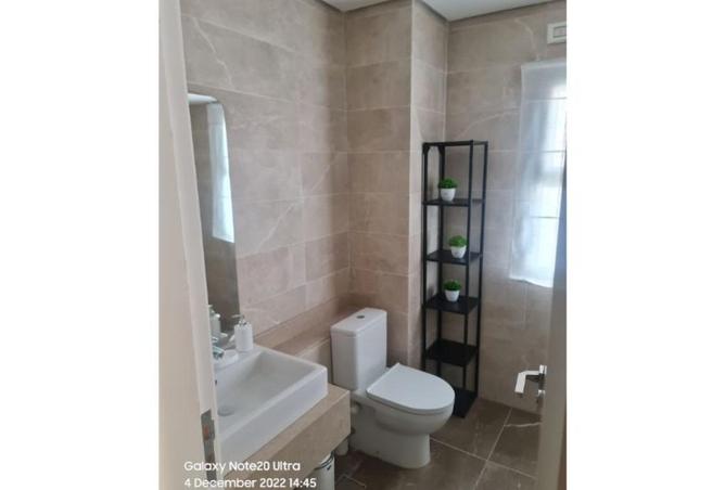 74027082 - Property Image 3