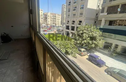 Apartment - 3 Bedrooms - 2 Bathrooms for sale in Al Sayed Al Marghany St. - Almazah - Heliopolis - Masr El Gedida - Cairo