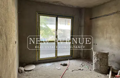 شقة - 4 غرف نوم - 3 حمامات للبيع في باتيو كازا - الباتيو - كمبوندات الشروق - مدينة الشروق - القاهرة