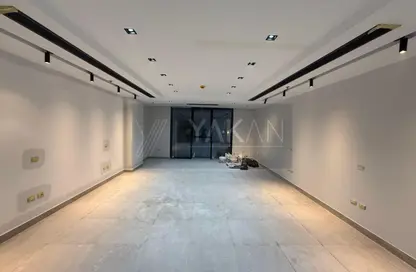 Retail - Studio for rent in Hyde Park - New Cairo City - Cairo