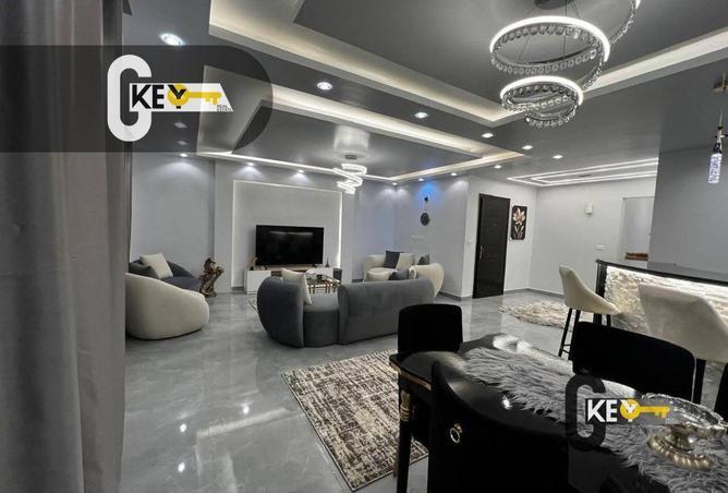74322017 - Property Image 3