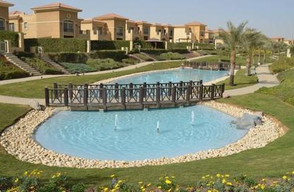 Townhouse - 4 Bedrooms - 3 Bathrooms for sale in Stone Park - 5th Settlement Compounds - The 5th Settlement - New Cairo City - Cairo