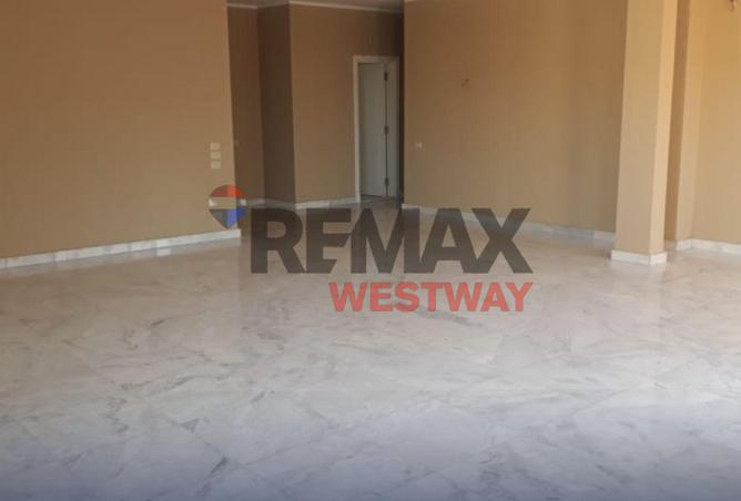 70364710 - صورة العقار 2