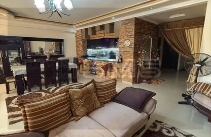Apartment - 3 Bedrooms - 3 Bathrooms for rent in Doctor Ali Mosharafa St. - Al Narges 6 - Al Narges - New Cairo City - Cairo