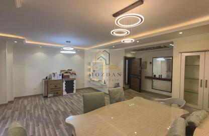 Apartment - 3 Bedrooms - 3 Bathrooms for sale in 10th Sector - Zahraa El Maadi - Hay El Maadi - Cairo