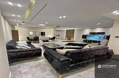 Apartment - 3 Bedrooms - 3 Bathrooms for sale in The Address East - 90 Street - The 5th Settlement - New Cairo City - Cairo