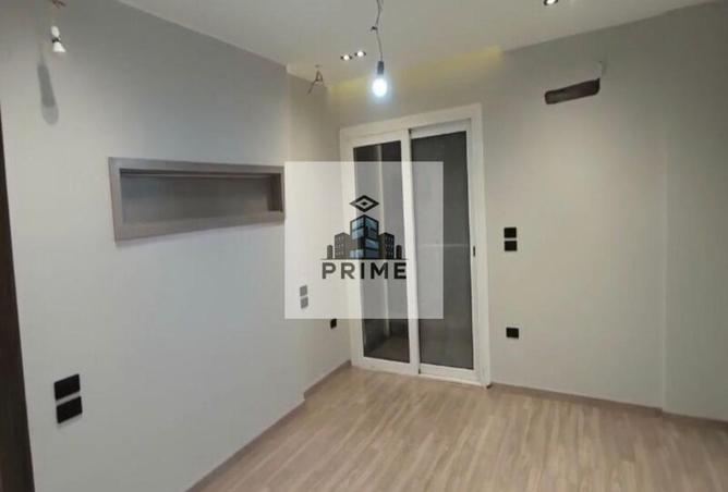 8619180 - Property Image 3