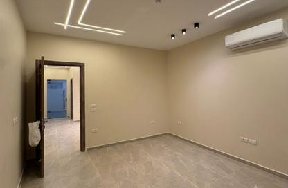 Co-Working Space - Studio - 1 Bathroom for rent in Lake View Residence 2 - 5th Settlement Compounds - The 5th Settlement - New Cairo City - Cairo