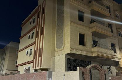 Whole Building - 3 Bedrooms - 2 Bathrooms for sale in Neighborhood 74 - 10th of Ramadan City - Sharqia Whole Building - 3 Bedrooms - 2 Bathrooms for sale in Neighborhood 74 - 10th of Ramadan City - Sharqia